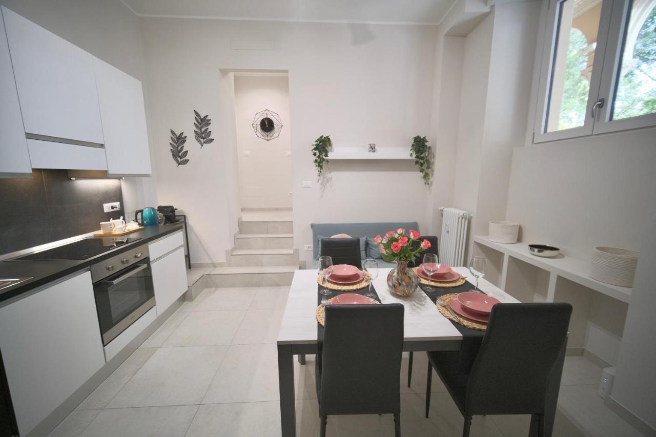 Appartamento Moderno ❴ 300 Mt. Da Porta Nuova ❵ Turin Ngoại thất bức ảnh