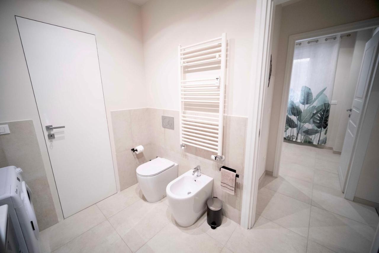 Appartamento Moderno ❴ 300 Mt. Da Porta Nuova ❵ Turin Ngoại thất bức ảnh